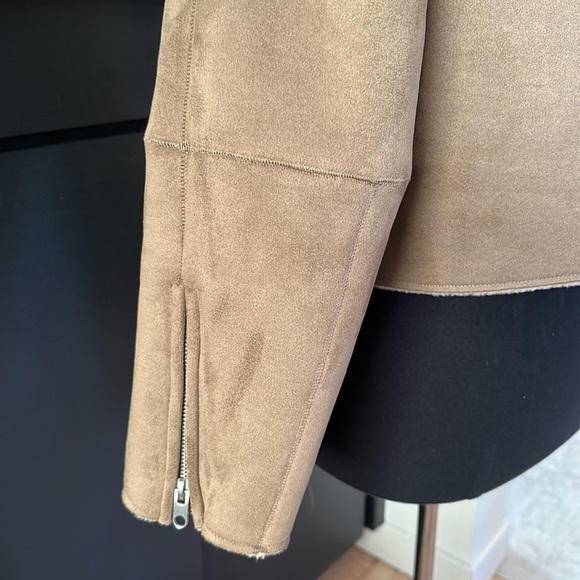 Zara Suede-like Bomber Jacket with Sherpa Lining - Picture 8 of 11